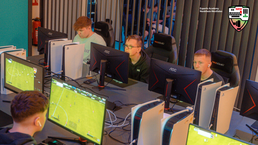 Erfolgreiche Qualifikation der Esports Academy NRW Talente in der EA FC Pro Open Ladder