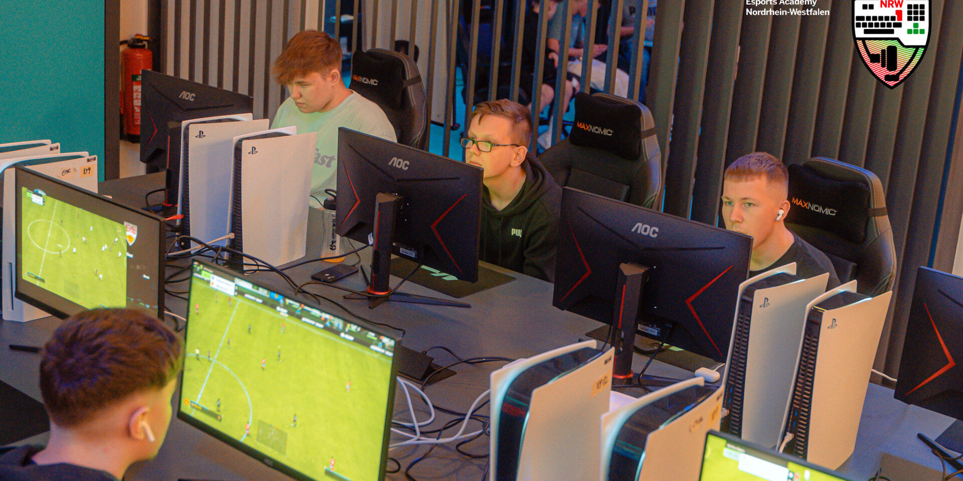 Erfolgreiche Qualifikation der Esports Academy NRW Talente in der EA FC Pro Open Ladder Erfolgreiche Qualifikation der Esports Academy NRW Talente in der EA FC Pro Open Ladder