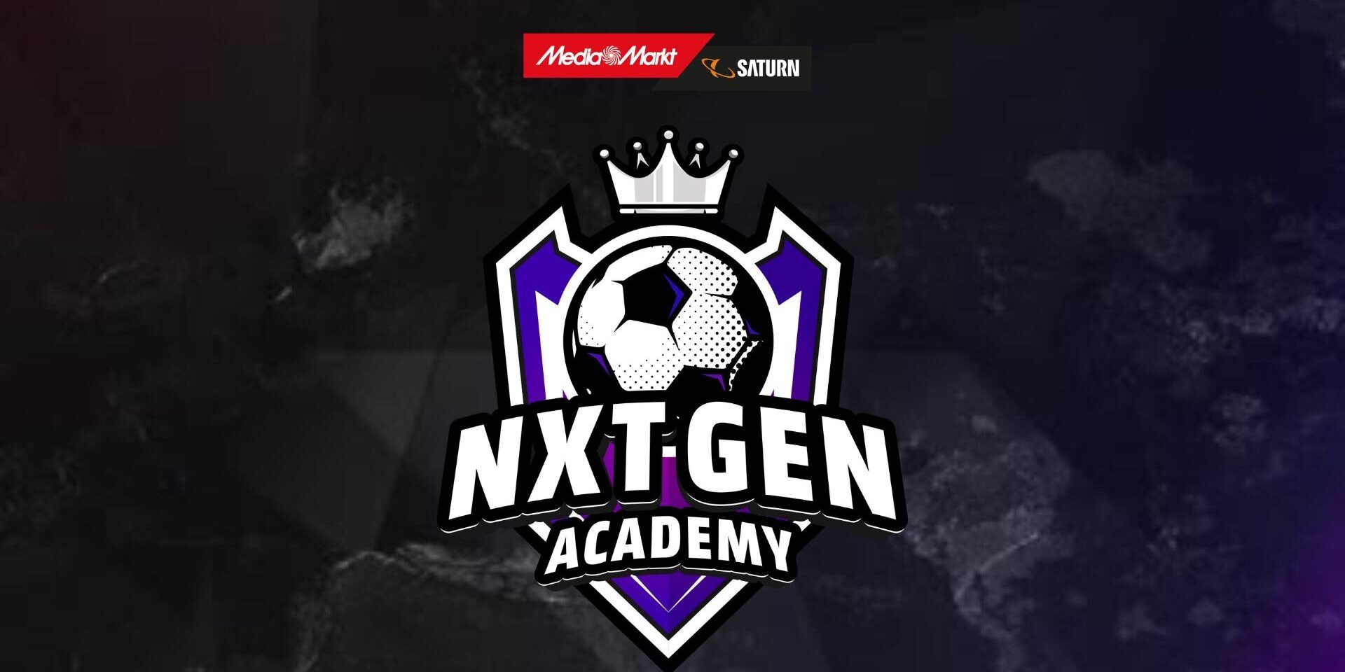 MMS NXT GEN Academy Logo NXT GEN Academy Logo - Zu sehen ist ein Fußball, auf dem eine Krone schwebt. Der Ball repräsentiert EA FC