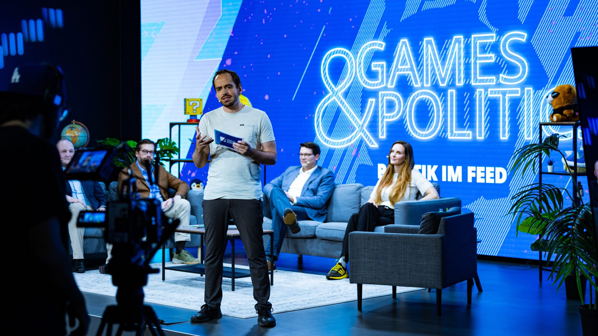 games and politics politik im feed